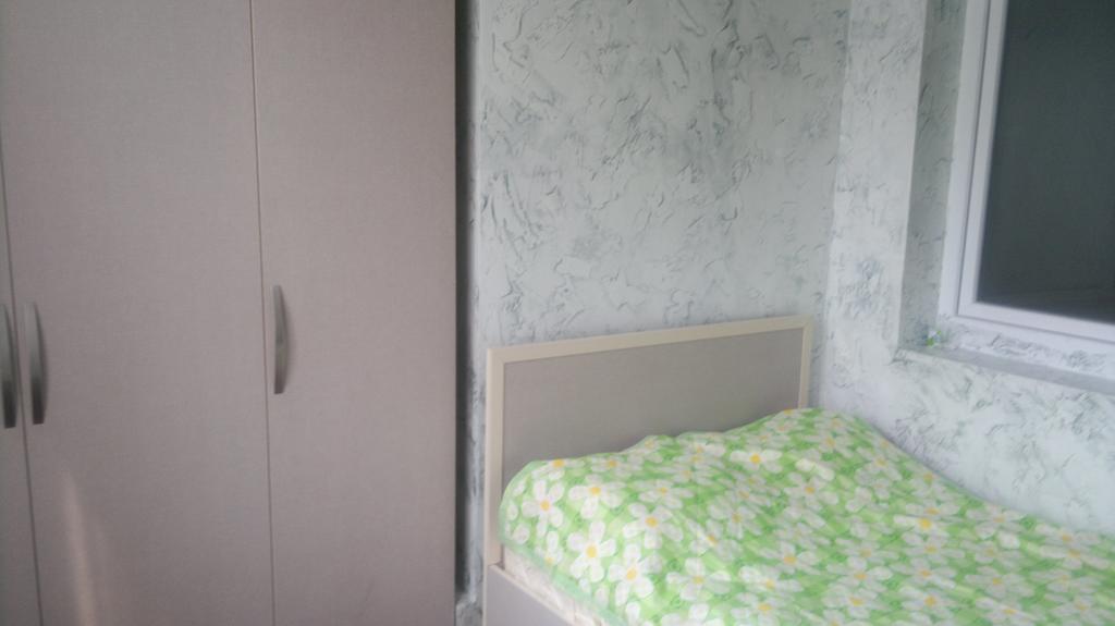 Nini'S Apartments バトゥーミ エクステリア 写真